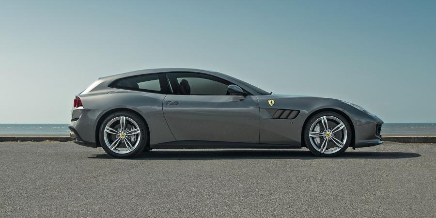  Ferrari GTC4Lusso 2016 года  (AU) (фото 19 из 32)
